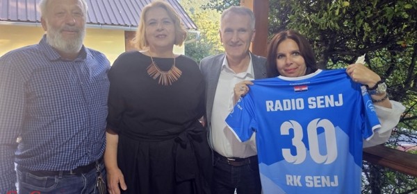 Dok se jedni raduju i slave što imaju, drugi se raduju i slave kako će - uništiti 