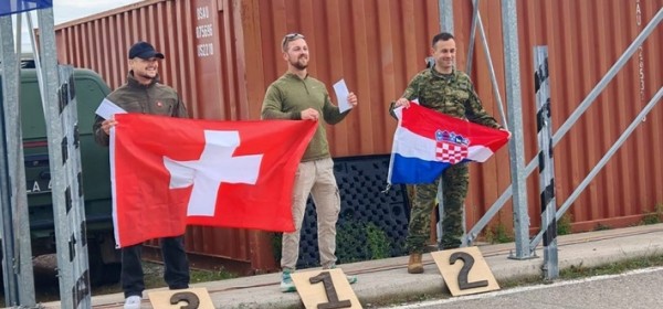 Natporučnica Marija Bortek osvojila 1., a Emanuel Bortek 2. mjesto na DANCON Marchu na Kosovu
