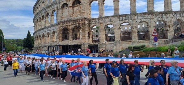 Gotovo 800 braniteljica iz cijele Hrvatske stiglo u Pulu na središnje obilježavanje svog dana