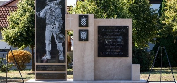 Mitnica dobila spomenik u čast 95 poginulih, ubijenih i nestalih branitelja