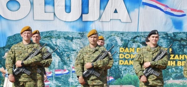 Biskup Bogdan u Kninu predvodio molitvu za pokojne hrvatske branitelje