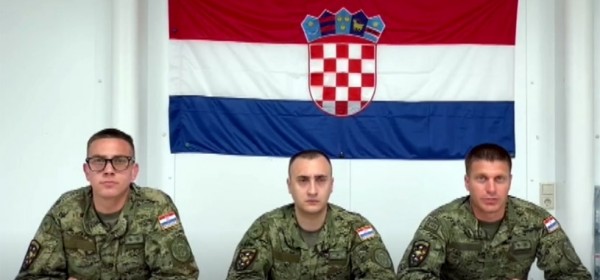 U Litvi pripadnici 6. hrvatskog kontingenta spasili muškarca iz gorućeg automobila