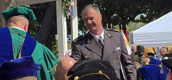 Pukovnik Hrvatske vojske Krešimir Kršinić diplomirao je na američkom vojnom koledžu Carlisleu u Pennsylvaniji.