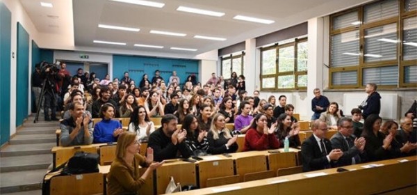 Hrvatska povećala broj stipendija za potomke iseljenika na 700