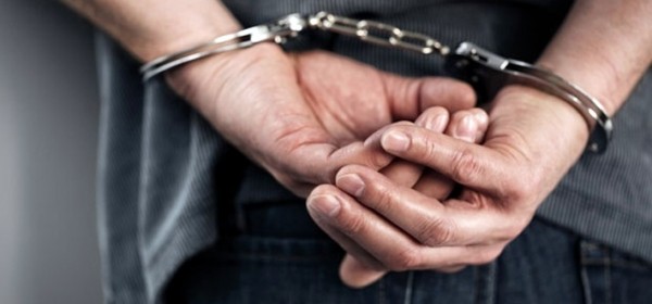 Policijci PP Karlobag uhvatili kradljivce za nekoliko minuta