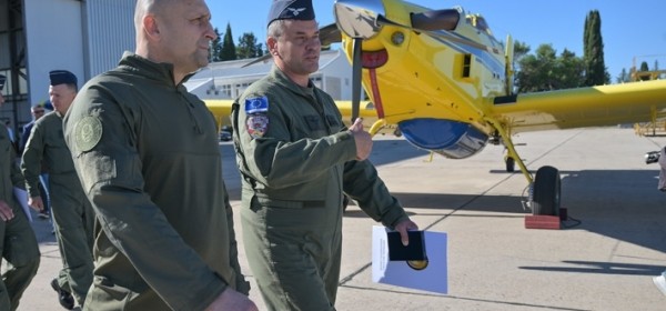 Anušić uručio medalje pripadnicima 855. protupožarne eskadrile