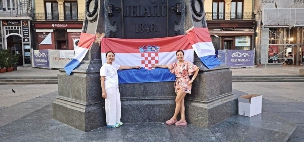 Zagreb bez zastava na Trgu bana Jelačića u vrijem proslave Oluje