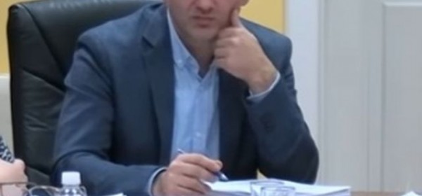 Smijenjen predsjednik Gradskog vijeća Otočca Kristijan Bakarić! 
