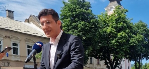 Odgovor Zvonimira Troskota: PFAS je detektiran u vodi Otočca – tražimo potpunu istinu, hitnu sanaciju i odgovornost institucija