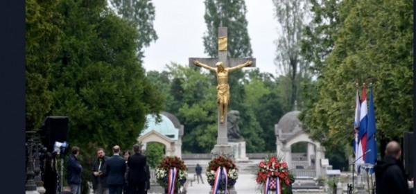 Molitva za bleiburške i žrtve križnih putova na Mirogoju