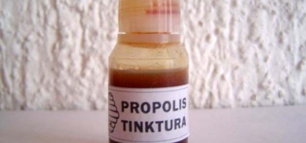 S tinkturom propolisa oprezno -treba plaćati trošarine na alkohol