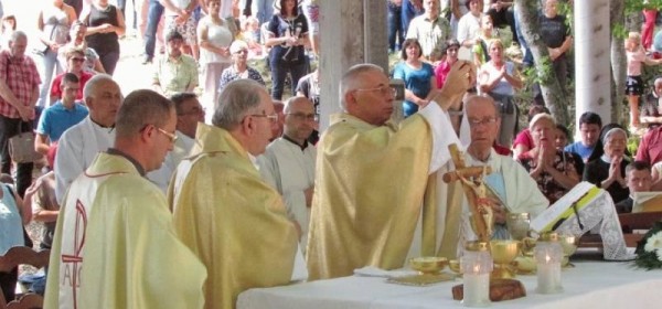 Nadbiskup Devčić predvodio slavlje na Krasnom