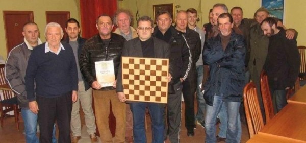 Nenad Levar pobjednik memorijalnog šahovskog turnira u Gospiću 