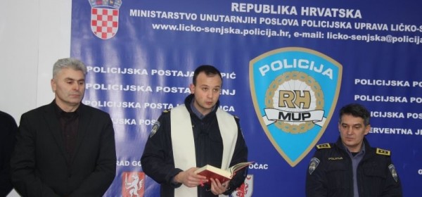 Policijski kapelan blagoslovio prostorije Policijske uprave ličko-senjske