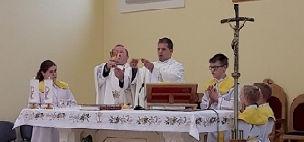 Proslavljena posveta crkve Ivana Pavla II. u Lapcu