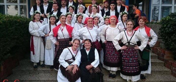 Folkloraši Otočca u TOP 6 hrvatskog folklora u Sisku