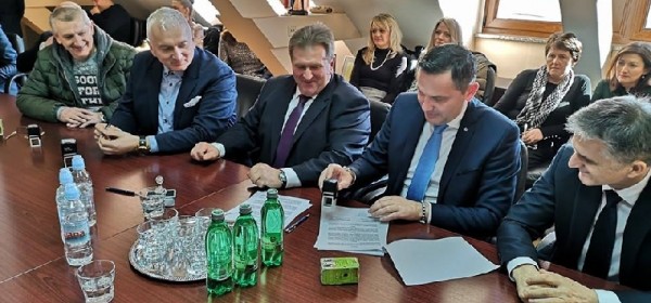 Potpisan koalicijski Sporazum HDZ, HSS, HSU i HSP AS o zajedničkom nastupu za Županijsku skupštinu LSŽ-e