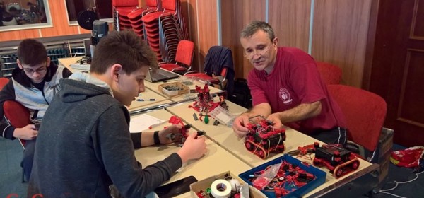 Robotički klub "Robo-Otočac" na natjecanju u Montrealu predstavlja Hrvatsku 
