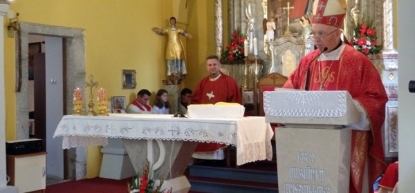 Biskup Jezerinac proslavio Stipanju u Kompolju