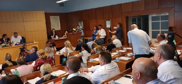 Odbijen proračun Ličko-senjske županije, HDZ zove Milinovića na ostavku