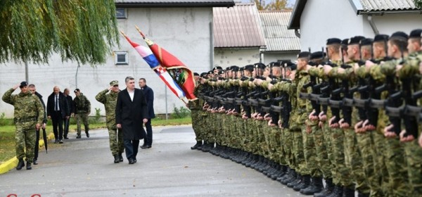 Milanović na obilježavanju gardijske brigade Vukovi