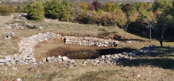 Obnova lokvi i bunara – i na sjevernom Velebitu